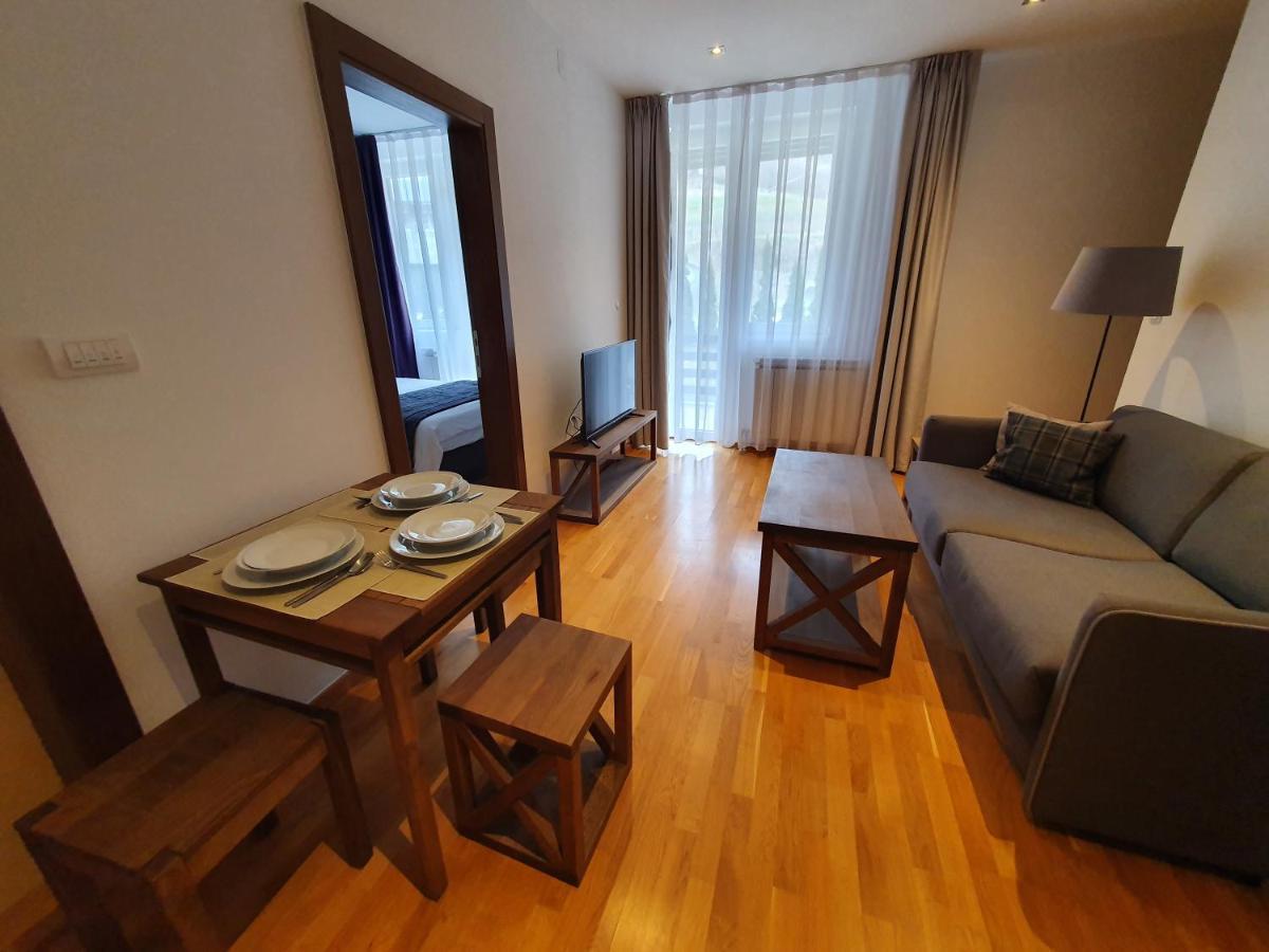 Planinsko Jutro - Brzece Centar Apartments, Kopaonik Bagian luar foto